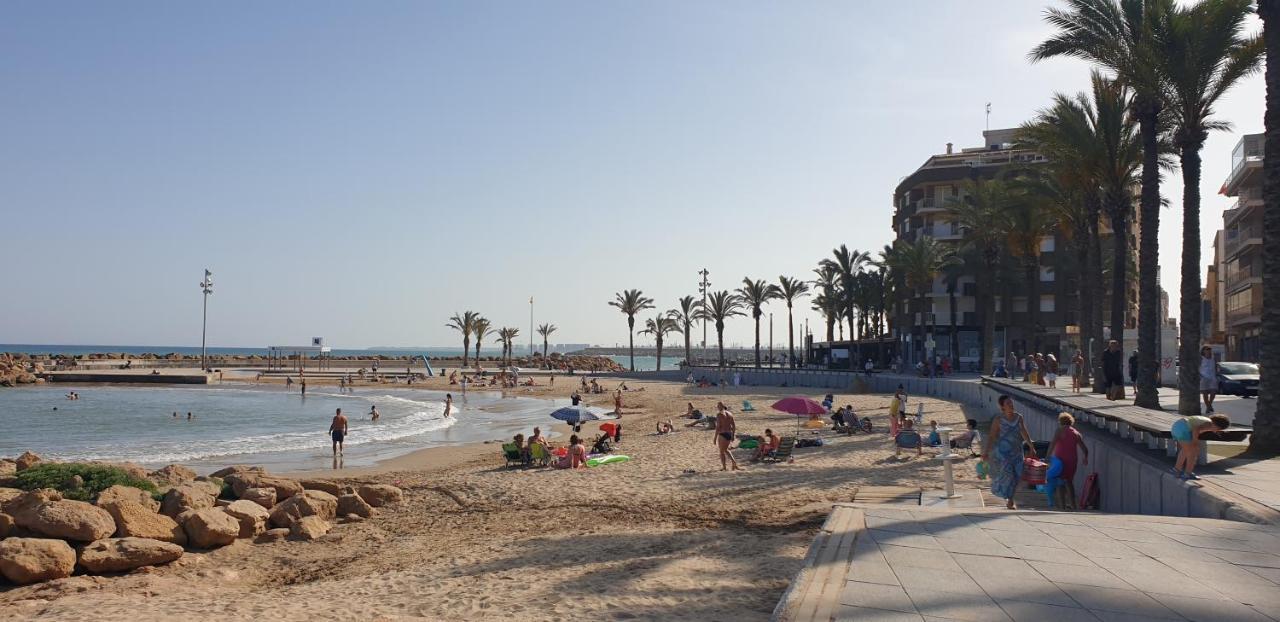 Grace Resident Studio Apartman Torre La Mata Exterior foto