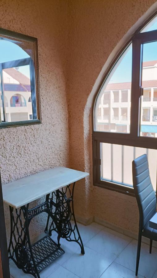 Grace Resident Studio Apartman Torre La Mata Exterior foto
