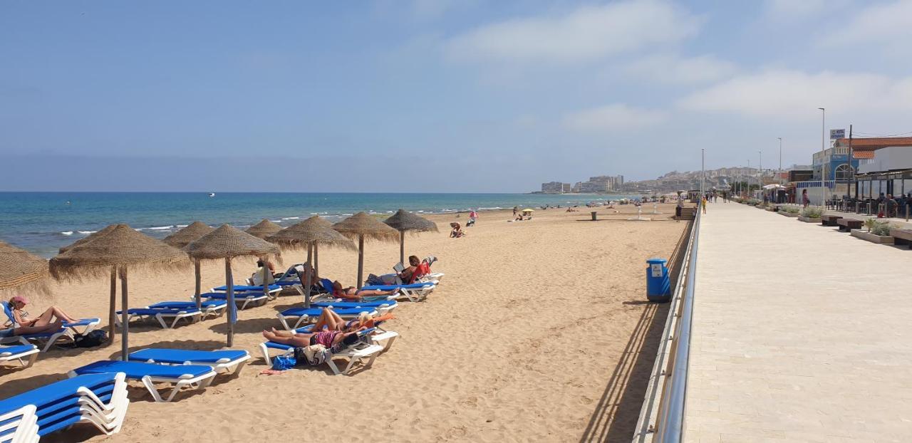 Grace Resident Studio Apartman Torre La Mata Exterior foto